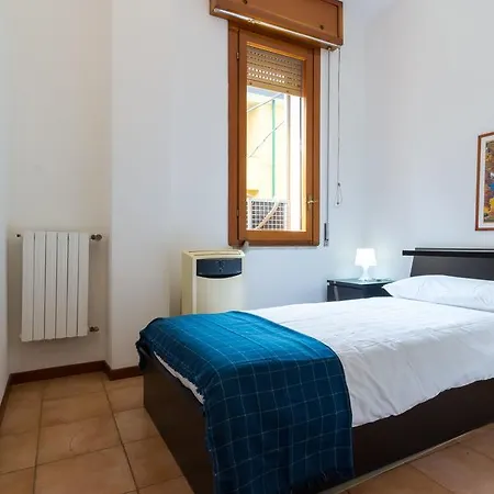 Villa Isola Milán