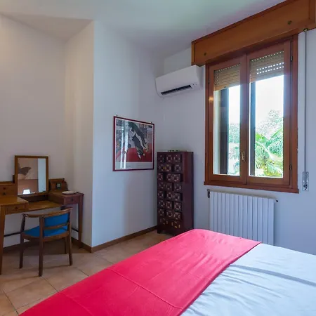 Isola Villa